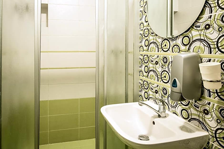 Charles Bridge Hostel & Apartments