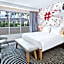 Radisson Red Dubai Silicon Oasis