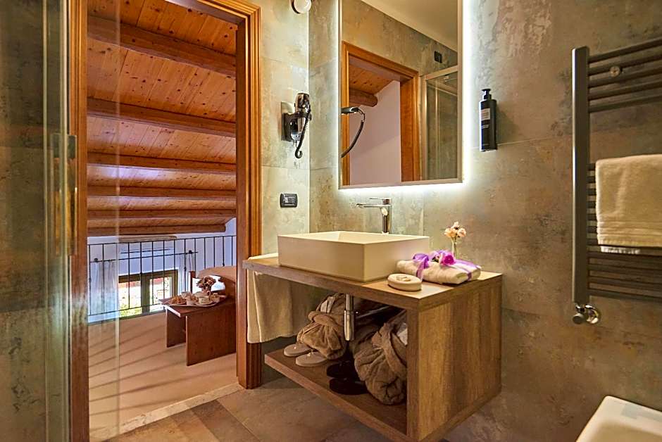 Casanova - Panoramic Rooms and Suites
