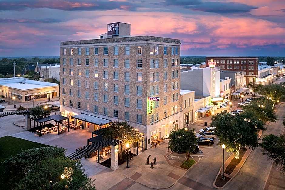 The LaSalle Hotel, Bryan College Station, a Tribute Portfolio Hotel