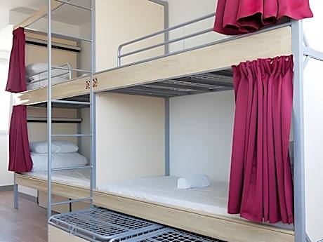 1 Person in 6-Bed Dormitory - Female Only