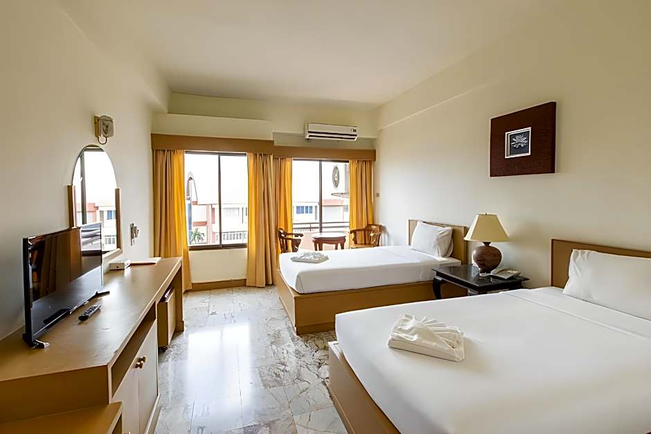 Nonthaburi Palace Hotel