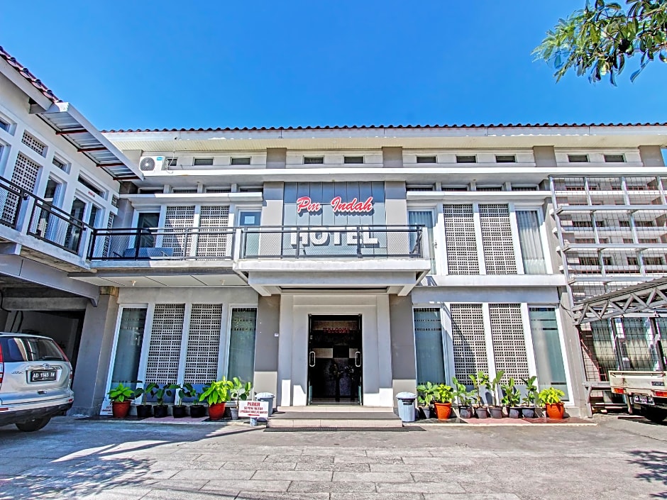 Capital O 92819 Pm Indah Hotel