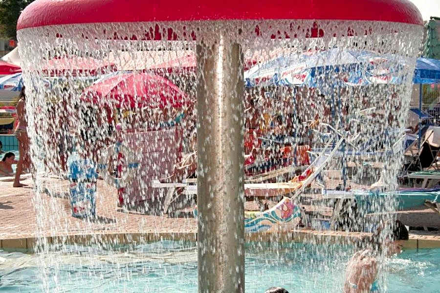 Hotel Annarita-mezza pensione plus- spiaggia inclusa