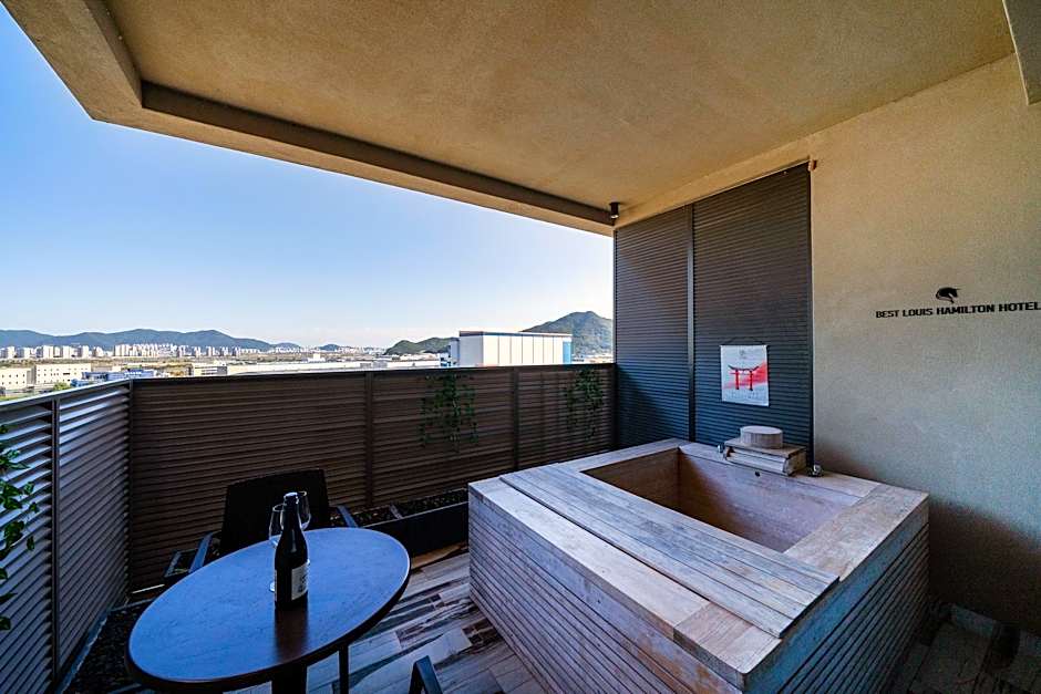 Best Louis Hamilton Hotel westbusan