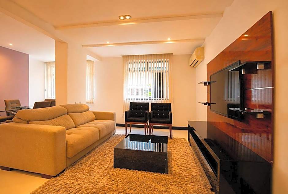 Comfortable 3 Bedrooms: Side Sea View