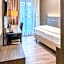 PLAZA Premium Den Haag City Center