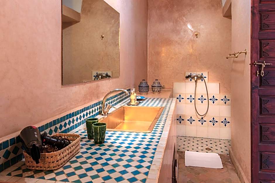 Riad Nabila