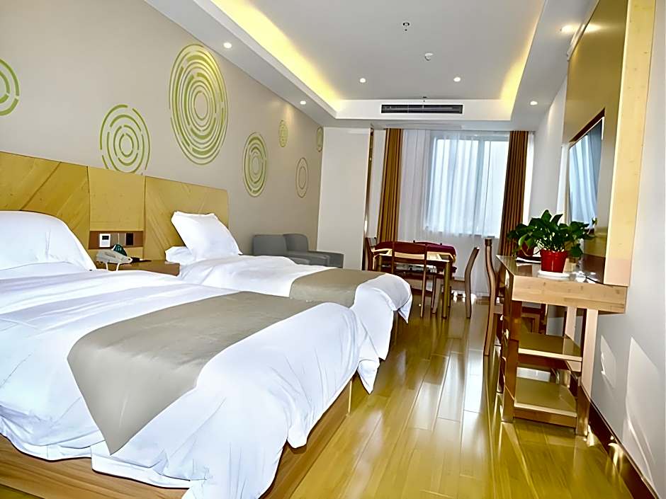 GreenTree Inn Chizhou Dongzhi County Lishan Xiushui Express Hotel