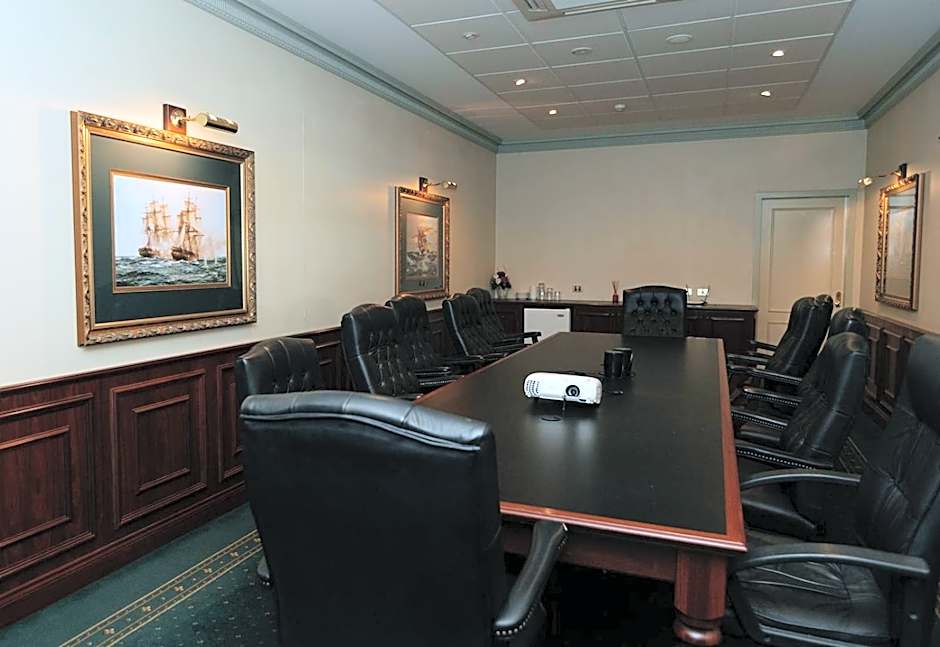 The Lawson Riverside Suites