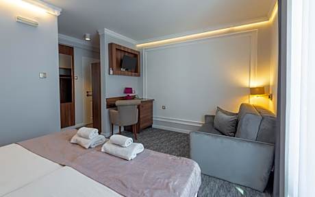 Double or Twin Room with Garden View