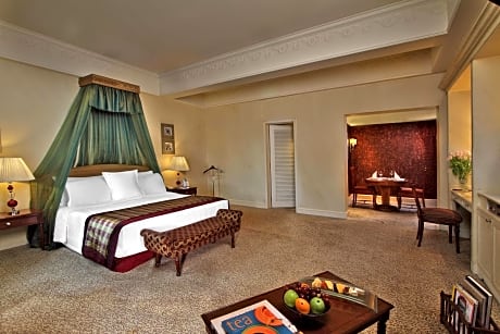 ITC One, Club lounge access, Larger Guest room, Queen