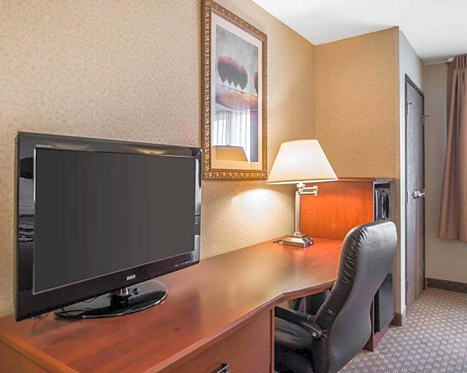 Rodeway Inn & Suites Salina South