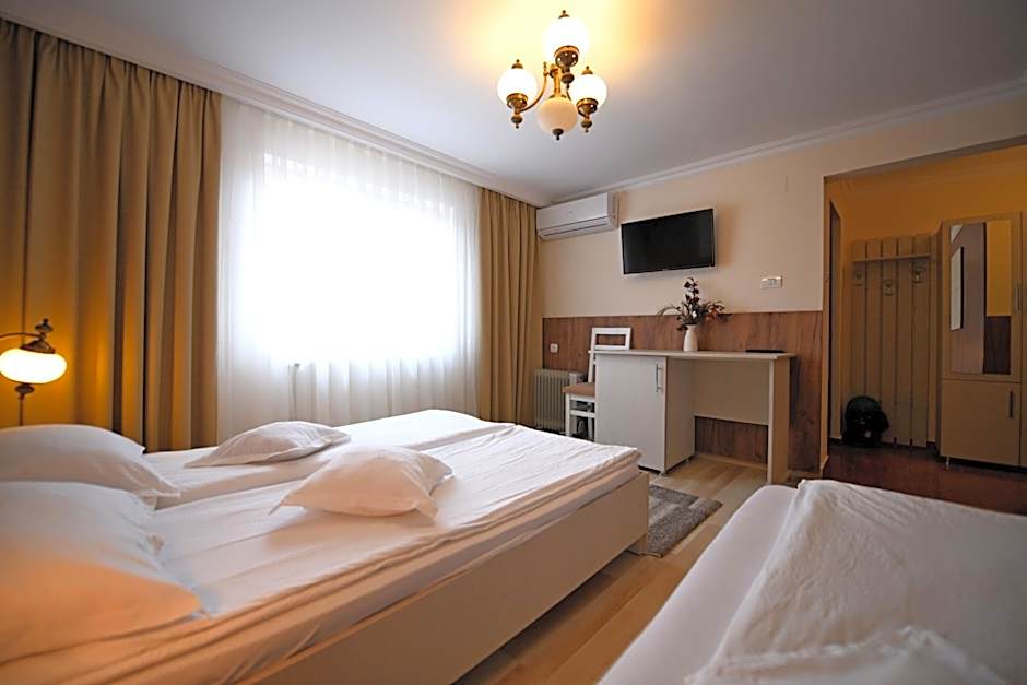 Pensiunea Sarmis Cristal