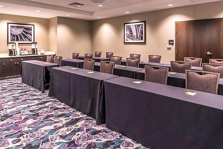 Hampton Inn By Hilton & Suites Wixom-Novi-Detroit MI