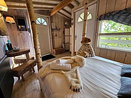 Ourson Blanc-Cabane-Traditionelle-Salle de bain partagée