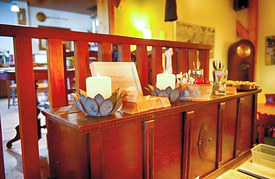 INSEL-LAND-HOTEL MICHAELSEN -Boutique Hotel- im Ostland mit Yoga u Sauna