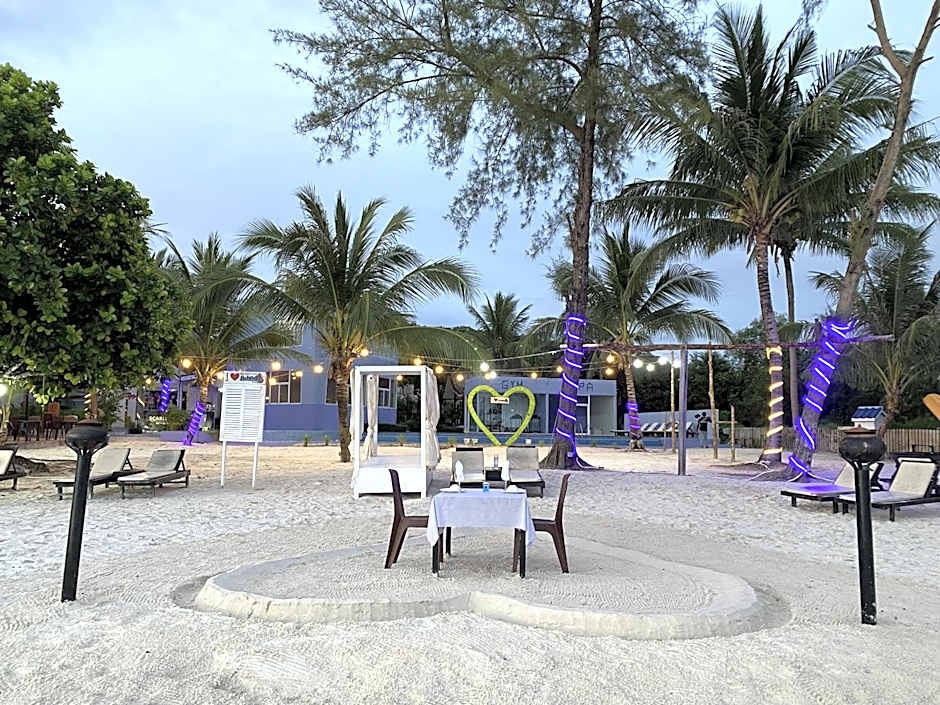 Scarlet Sails Hostel