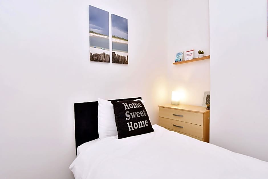 Townhouse @ Hanley Road Stoke