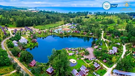 ThaiLife Wellness and Meditation Resort