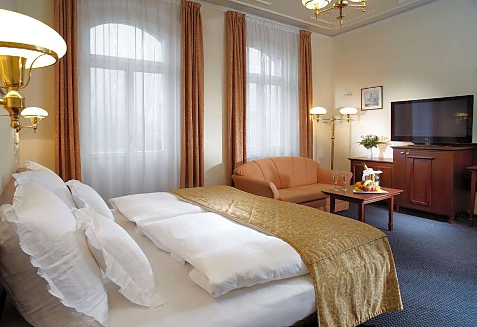 Hotel Excelsior