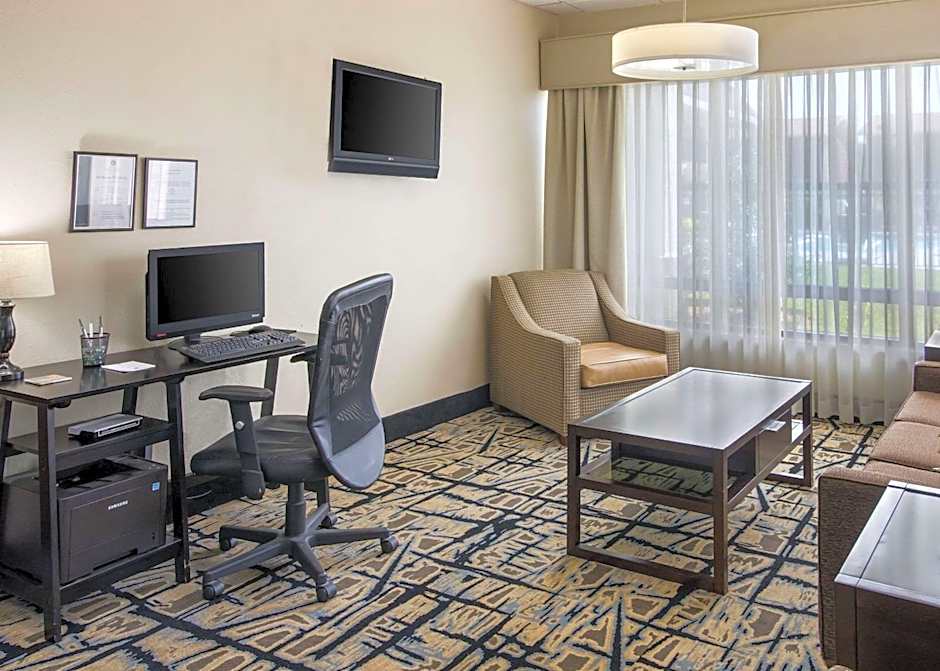 Clarion Inn Cleveland near University