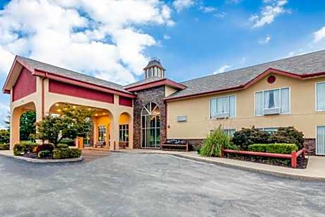 Precious Hotel