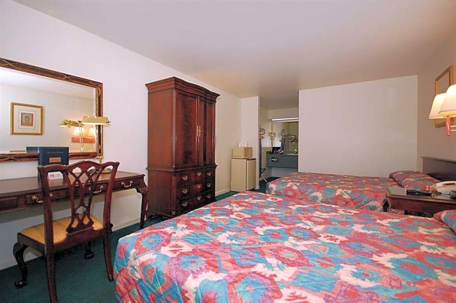Windemere Hotel & Conference Center