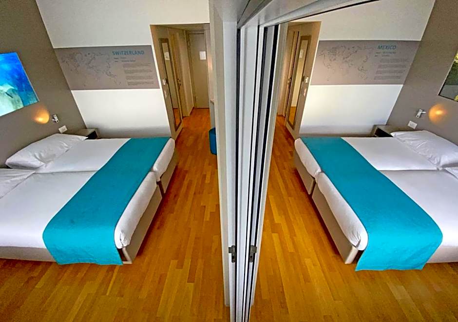 Aquatis Hotel