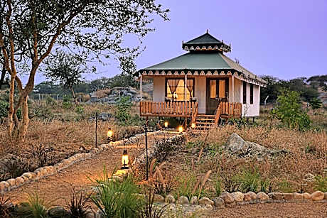 Jawai Leopard Safari Lodge