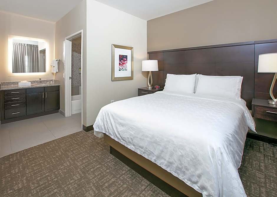 Staybridge Suites Plano By IHG