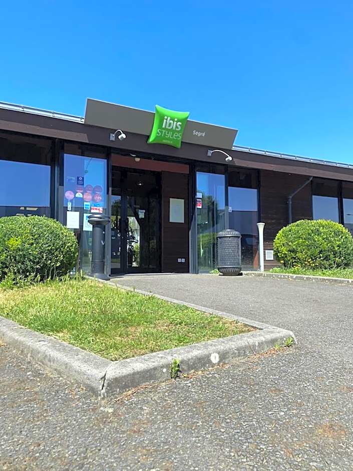 ibis Styles Segre