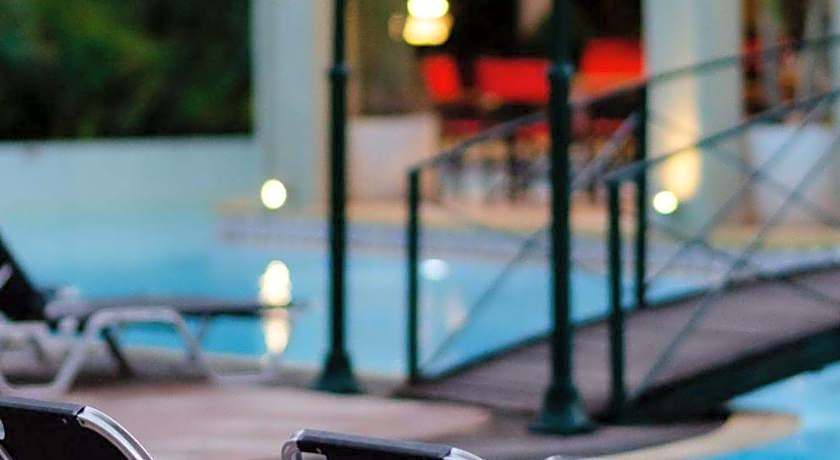 Dionysos Hotel