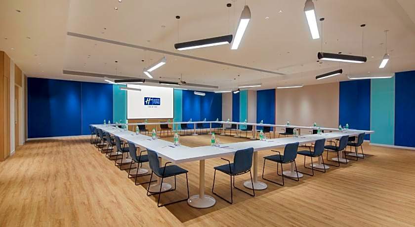 Holiday Inn Express Xiamen Airport Zone By IHG