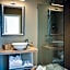 Lainez Rooms & Suites