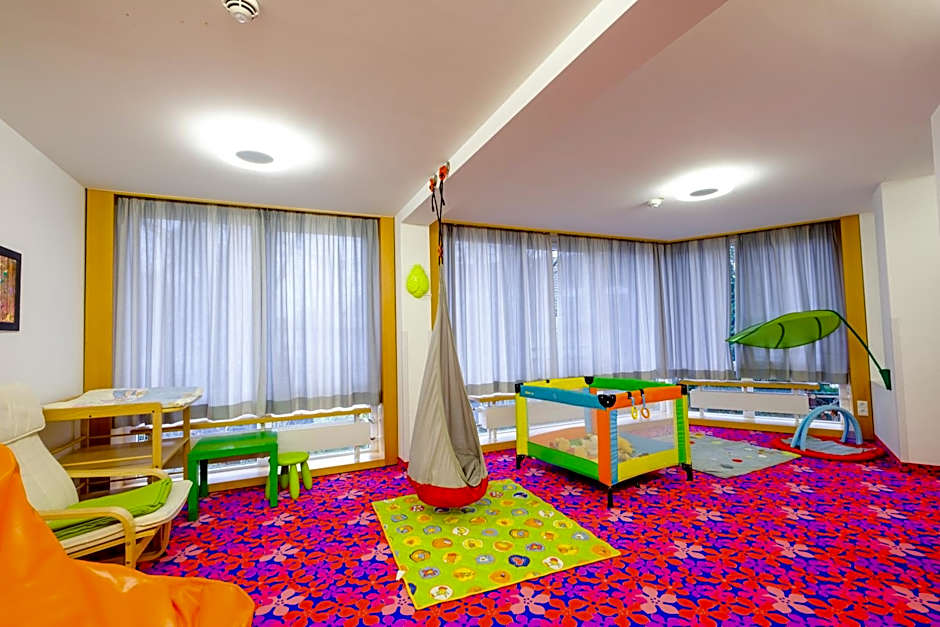 HI Munich Park Youth Hostel