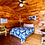 The Historic Leakey Inn