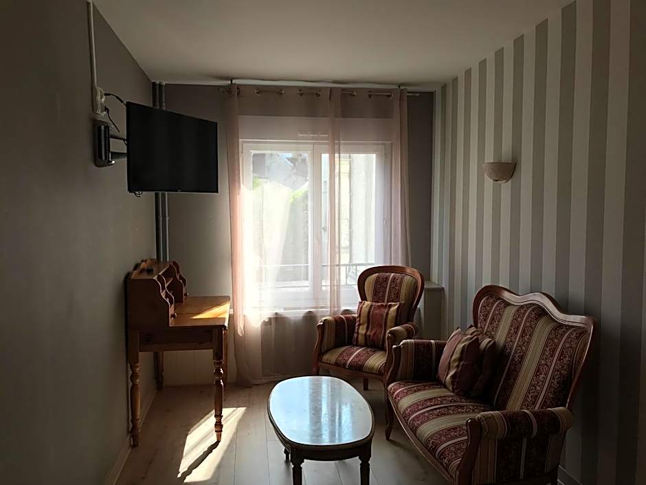 Hotel du Centre - Restaurant le P'tit Gourmet