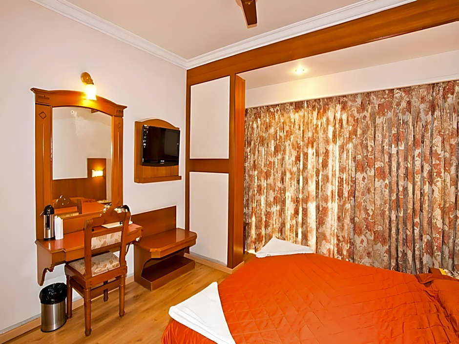 Hotel Maurya Residency