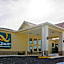 Travelodge by Wyndham Rapid City - Black Hills