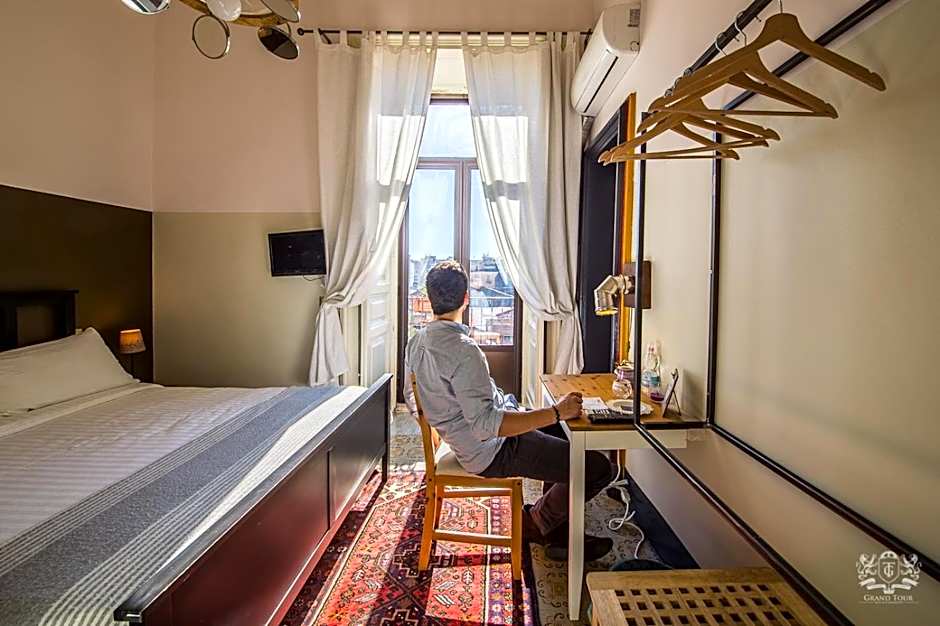 Grand Tour Design Guest House Catania Self Check-in