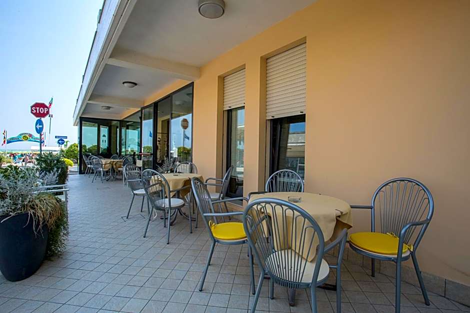Hotel Deanna