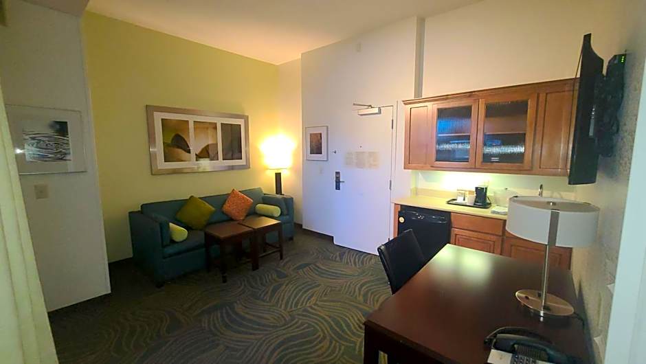 Best Western Hesperia-Victorville Suites