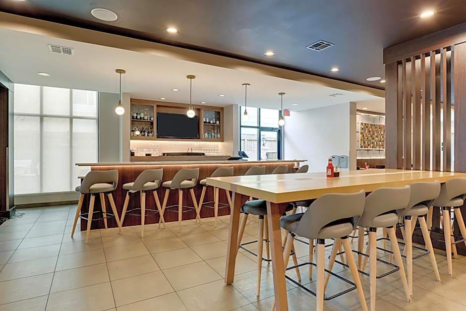 Holiday Inn Mobile Airport By IHG