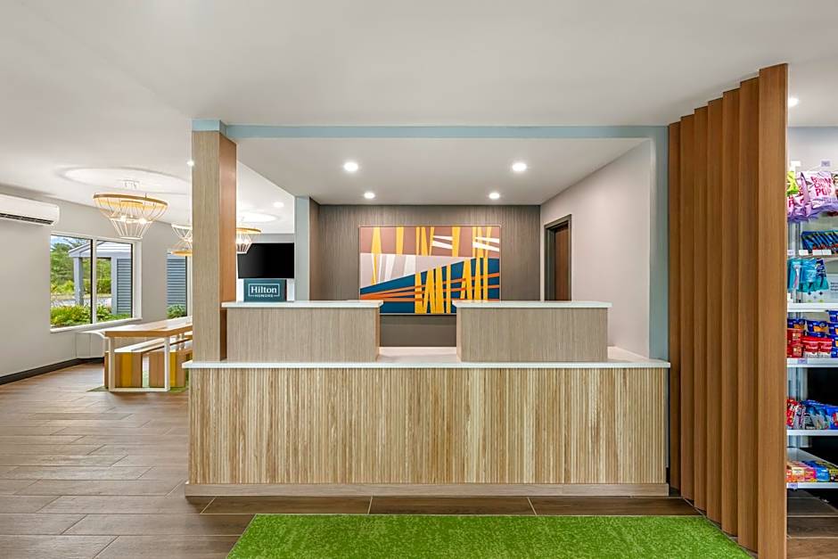 Spark by Hilton Freeport