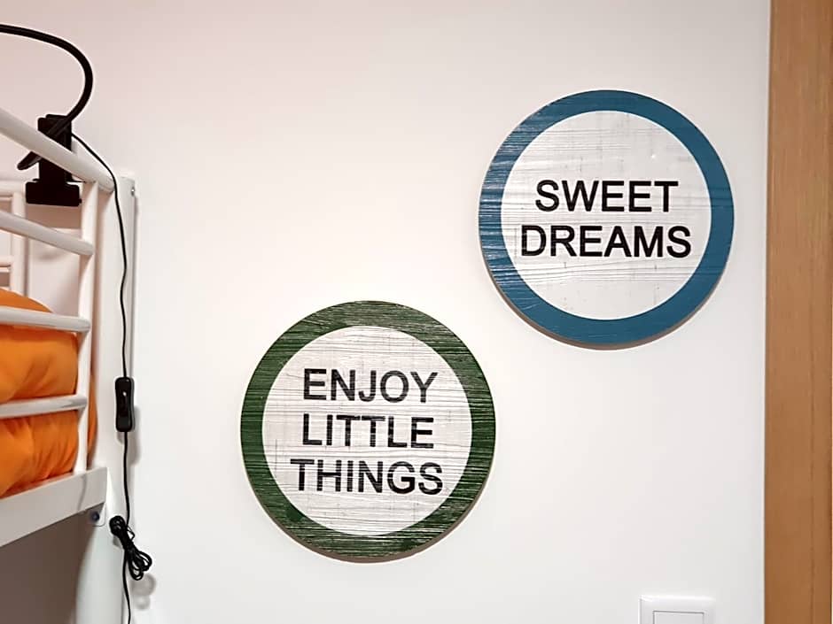 Lisbon Hostel Terminal 4