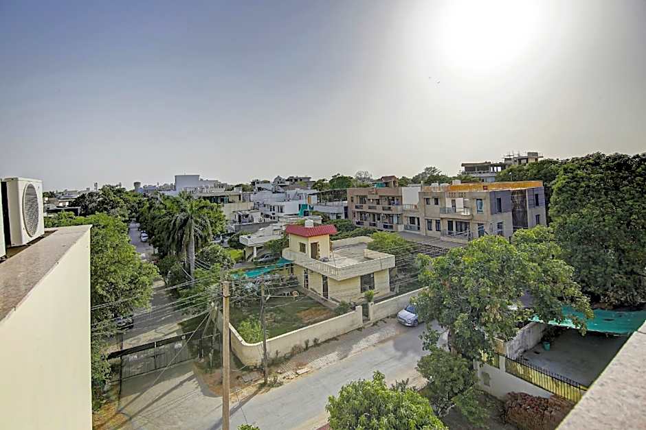 Townhouse Oak Homefort Stays Near Leisure Valley Park – Gurgaon, NY