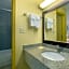 Days Inn by Wyndham Brunswick/St. Simons Area