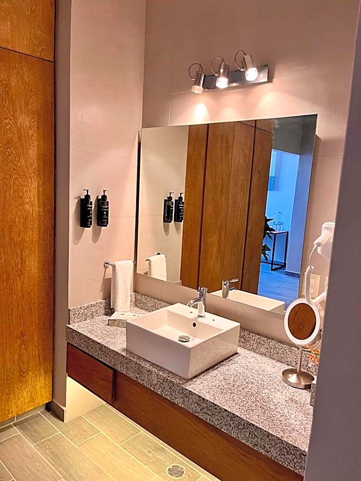 Nirú Ocean Suites by Binniguenda