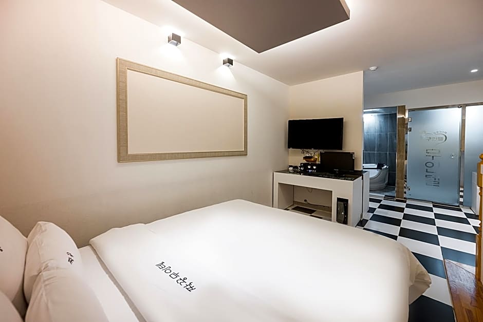 Jeongeup Jjakkkung Self check-in Motel